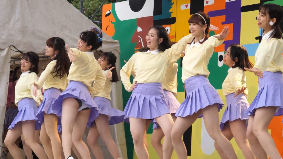 Female college student dance circle② 01:52