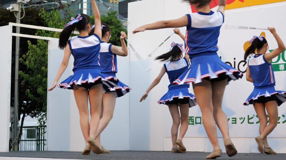 夏だっ！カーニバルだ！主役は女子高生バトン！奇跡のステージ編 00:57