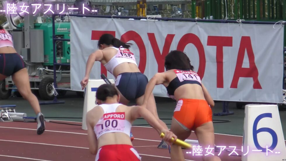 もちろん見えてもイイやつです 01:23