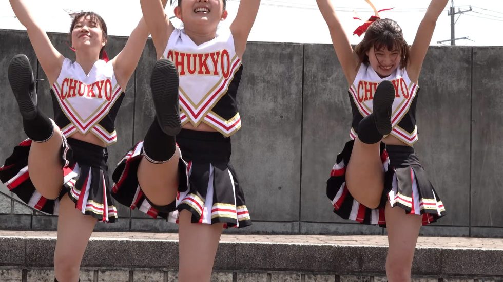 かわいいチアガール6 中京大学チアダンスサークルChupaChapus 可愛い ハイキック開脚  チアリーダー チアリーディング 4K cute japanese girl cheerleader 00:17