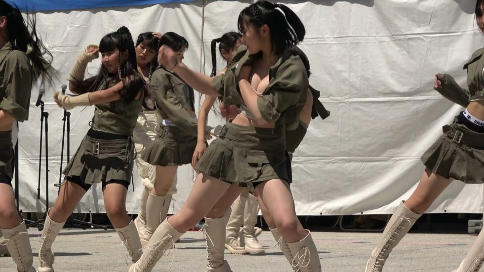 圧巻のパフォーマンス！ガールズダンス①　C0727 00:42