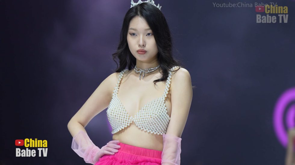 【4K】2023SIUF深圳天使寶貝D杯超模內衣秀-（布迪設計） |  BodyDesign Lingerie Show 04:45