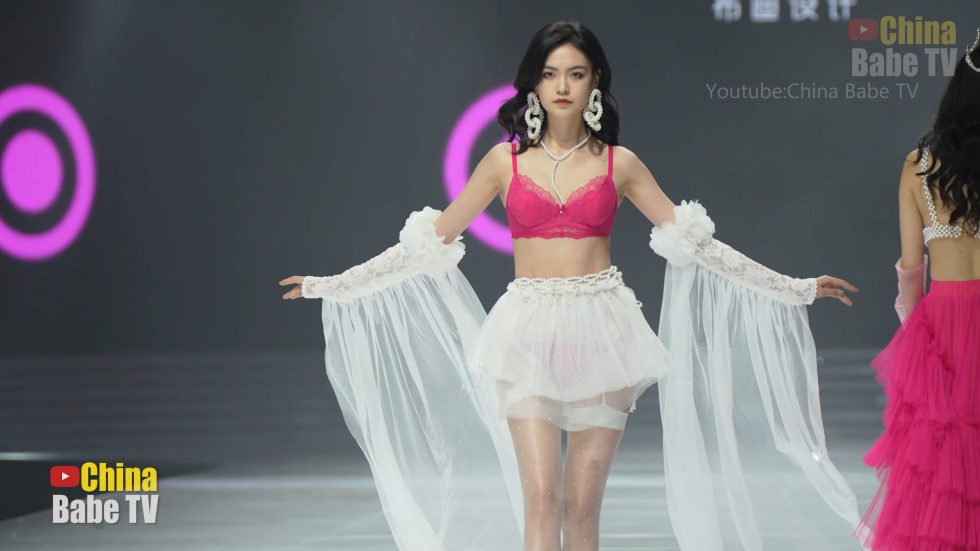 【4K】2023SIUF深圳天使寶貝D杯超模內衣秀-（布迪設計） |  BodyDesign Lingerie Show 04:54