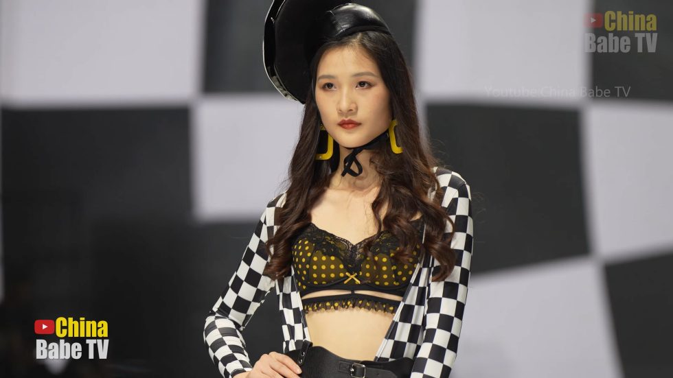 【4K】2023SIUF深圳天使寶貝D杯超模內衣秀-（布迪設計） |  BodyDesign Lingerie Show 07:10