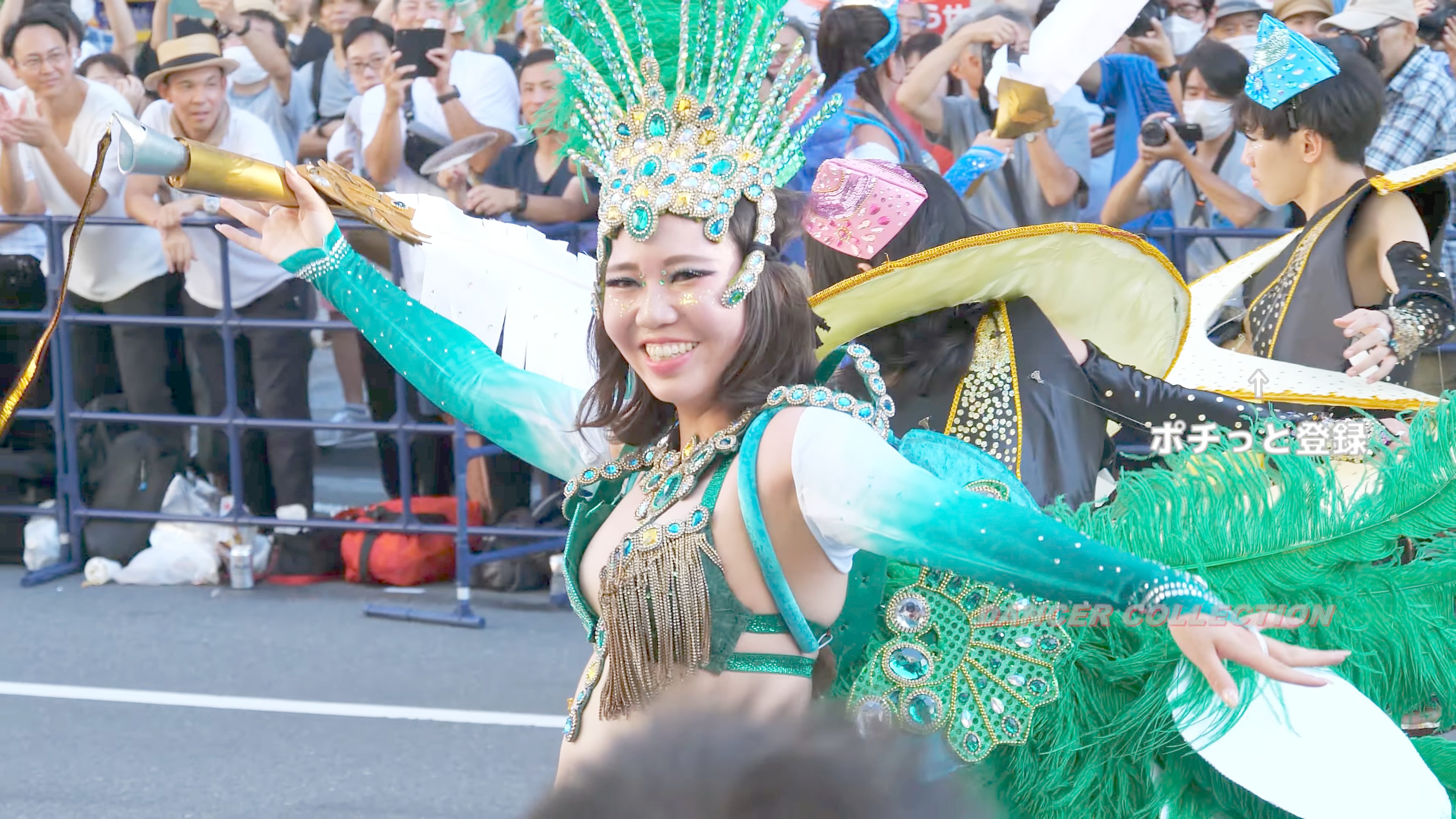 【4K】飛び出しそうなウニアングリーン　浅草サンバカーニバル2023 #2 Samba in Japan　2023 00:50（色調編集版）