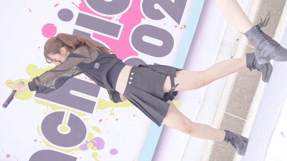 蜂のようにKiss 斎藤しゅり 「放課後の夕暮れ」 （Japanese Idol） 縦動画 Beach Side Music 2022 2022/7/30 00:52（色調編集版）