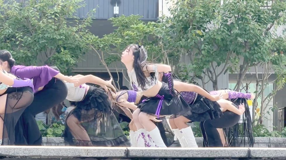 横　K-POP PICKUP ← UNITYDANCEGROUP ③ 220821 がいな祭/米子駅前だんだん広場 00:53（色調編集版）