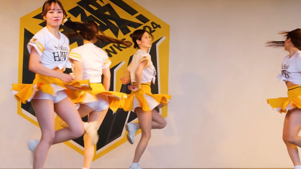 [4Kチア]Honeys ハニーズ FAN! FUN! STAGE チアガール パフォーマンス / 福岡ソフトバンクホークス / 日本シリーズ第4戦 2024年10月30日 ② 05:43