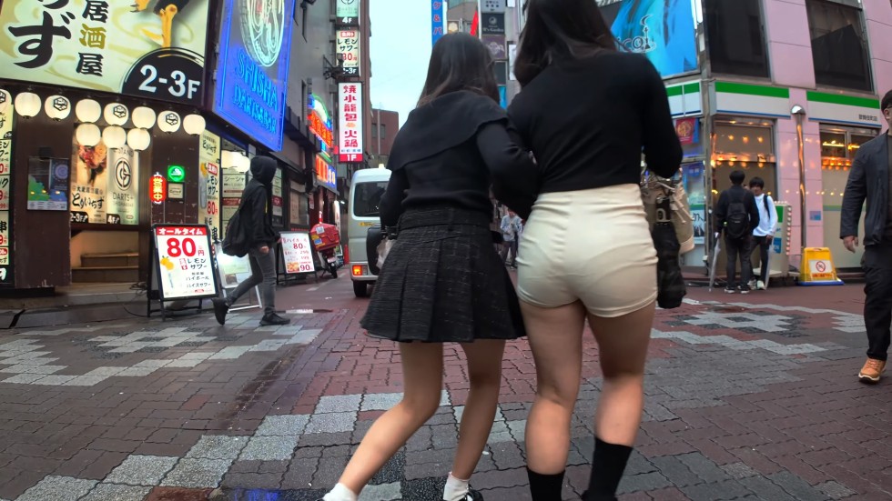 ちょうどいいショーパンギャル 00:29（色調編集版）
