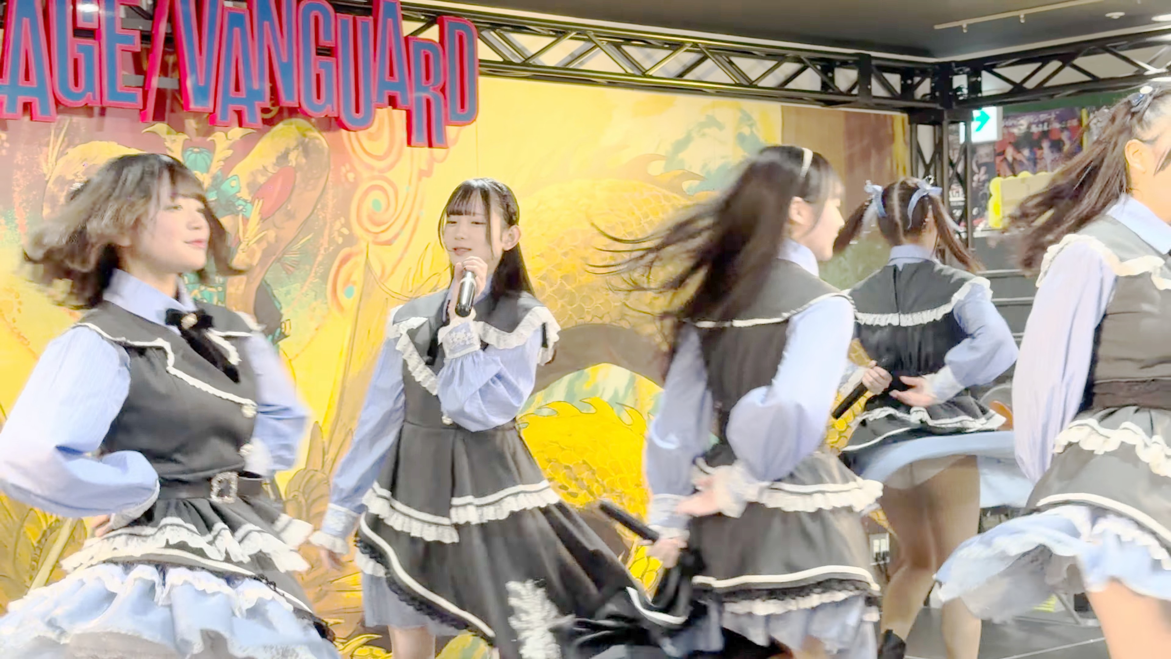 【4K】【群青の世界】瞳はベガ - 「ここから」リリースイベント @ ヴィレッジヴァンガード名古屋パルコ店 - 00:48（色調編集版）