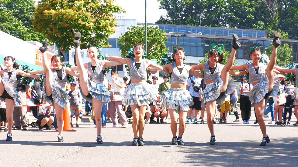 【チアガール.ダンス】 Glitter dance entertainment ②　第28回星置まつり ホコ天パフォーマー　2025年7月5日 00:52