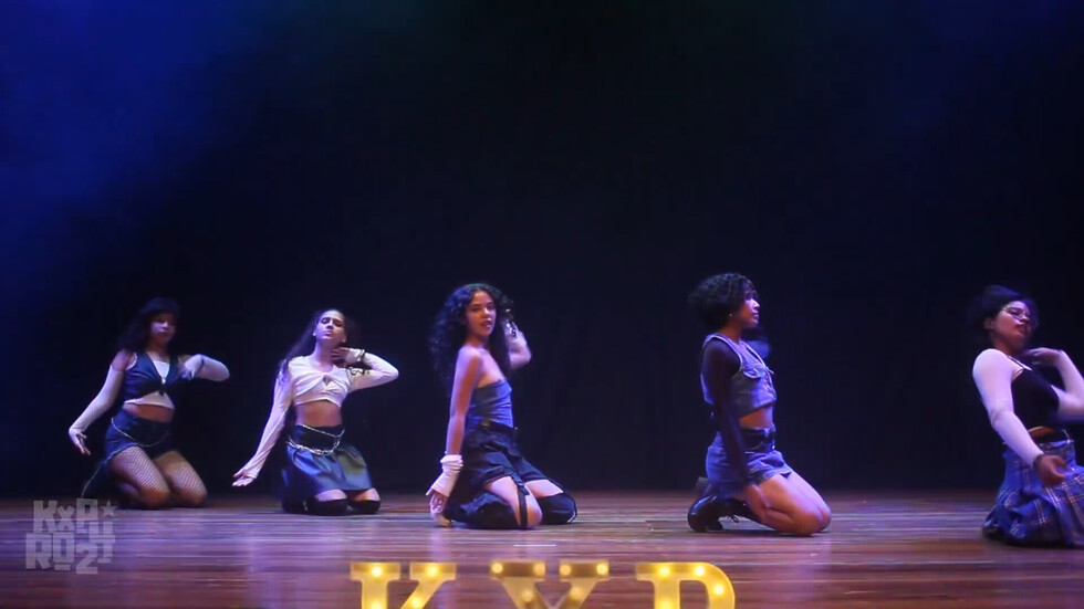 KXP-RO24 | RED WINE: I Am The Best + Sheesh - 2ne1/Babymonster 01:37