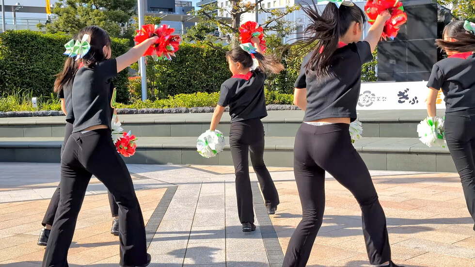 キレキレのかわいいチアダンサーたち/cheer dance performance 00:41