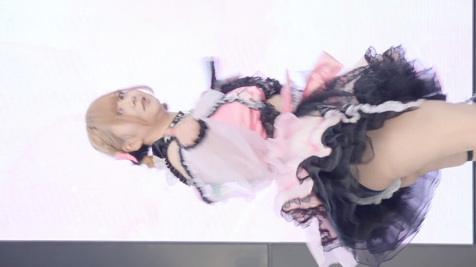 はなか ( Chimo ) FACTRON (推しカメラ 4K/60P COS⭐︎STAGE DANCE&IDOL DAY チャイモ アイドル 縦動画 ) 01:32（色調編集版）