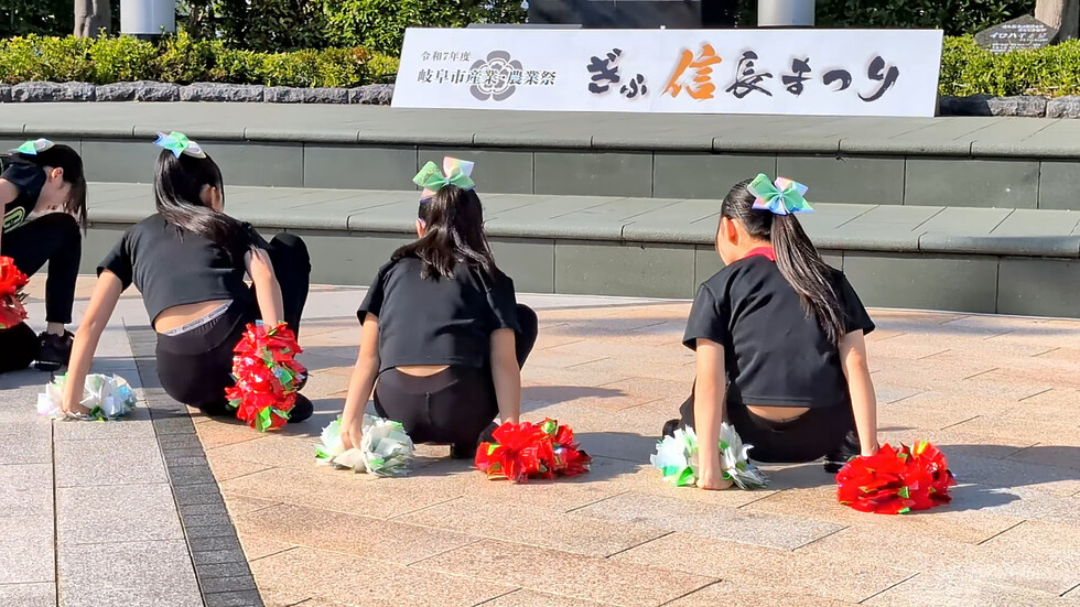 キレキレのかわいいチアダンサーたち/cheer dance performance 02:19